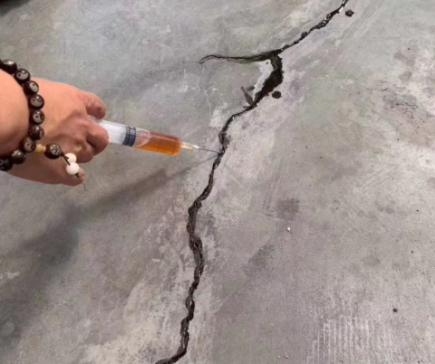 玄武混凝土裂缝修补技术详解​